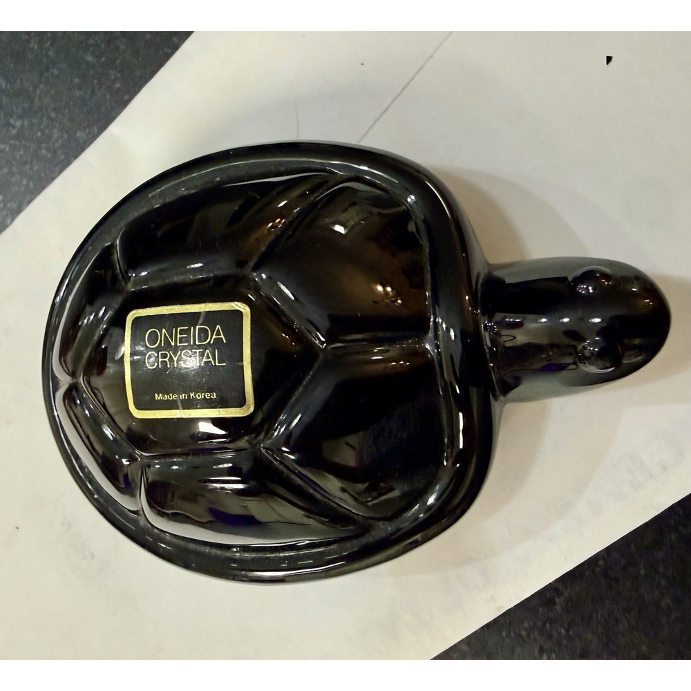 Vintage 1980s ONEIDA Turtle Figurine Paperweight Crystal Glass Black  4"